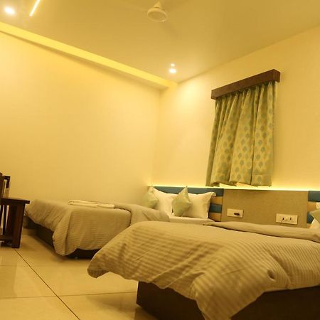 Limodara Hotel Bhagyoday المظهر الخارجي الصورة